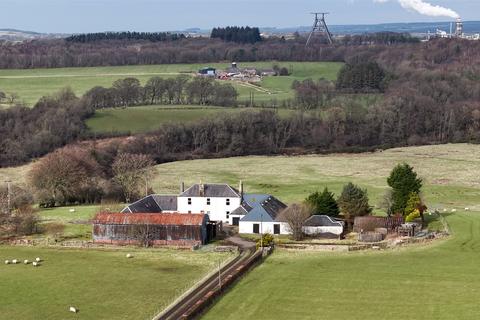 4 bedroom detached house for sale, Pennyfadzeoch Farm, Ochiltree, Cumnock, East Ayrshire, KA18