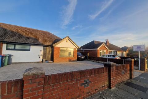 3 bedroom bungalow for sale, Broadway, Fleetwood FY7