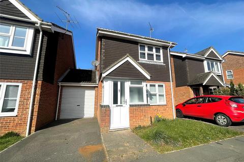 2 bedroom link detached house to rent, High Ridge, Godalming, Surrey, GU7