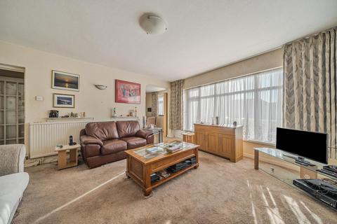 3 bedroom flat for sale, Dene Gardens, Stanmore HA7