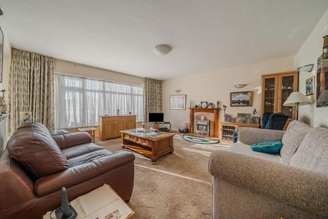 3 bedroom flat for sale, Dene Gardens, Stanmore HA7