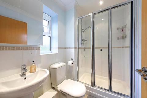2 bedroom apartment for sale, Maxwell Road, Beaconsfield, Buckinghamshire, HP9
