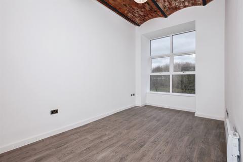 2 bedroom apartment to rent, 207 Spinning Mill At Victoria Mill, M40