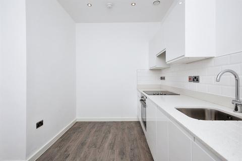 2 bedroom apartment to rent, 207 Spinning Mill At Victoria Mill, M40