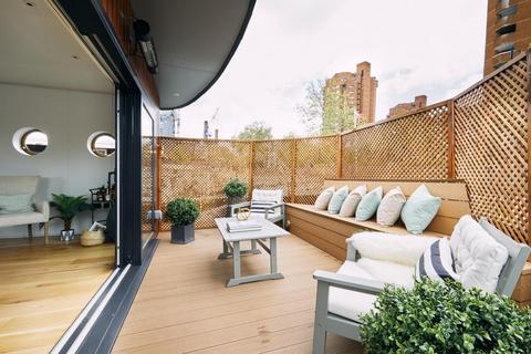 3 bedroom houseboat to rent, Cheyne Walk, Chelsea, SW10