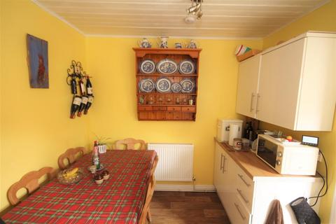 2 bedroom terraced house for sale, York Street, Dunnington, York, YO19