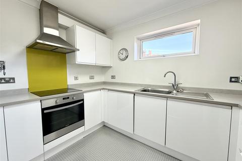 1 bedroom flat to rent, 62 Whitworth Crescent, Southampton SO18