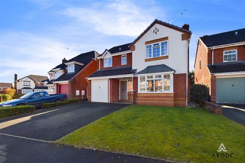 4 bedroom detached house for sale, Fradgley Grove, Uttoxeter ST14