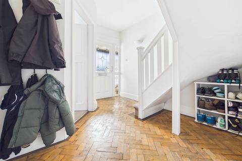 39 Hilton Road, Nottingham, NG3 6AN