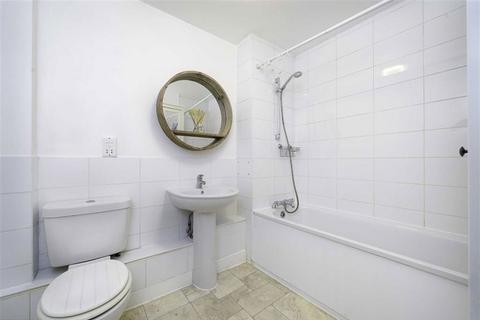 1 bedroom flat to rent, Lynton Road, London SE1