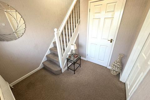 3 bedroom semi-detached house for sale, Dovedale Avenue, Willenhall