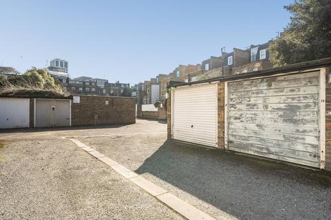 undefined, Maxwell Road, Fulham Broadway, London, SW6