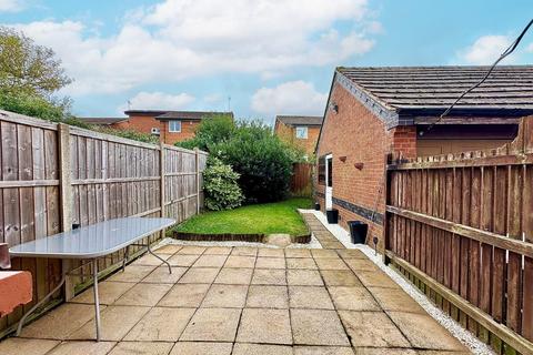 42 Downsway, Northampton, NN4 0TD