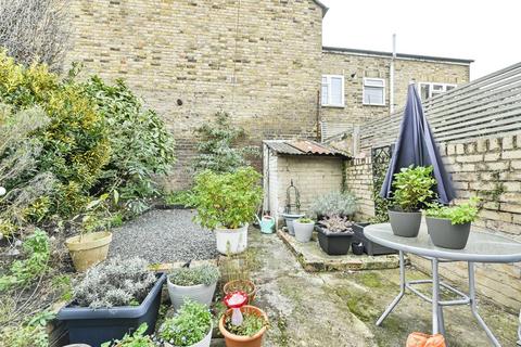 3 bedroom terraced house for sale, Stronsa Road, Wendell Park, London, W12