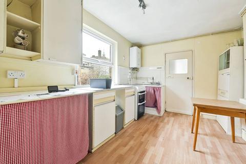 3 bedroom terraced house for sale, Stronsa Road, Wendell Park, London, W12