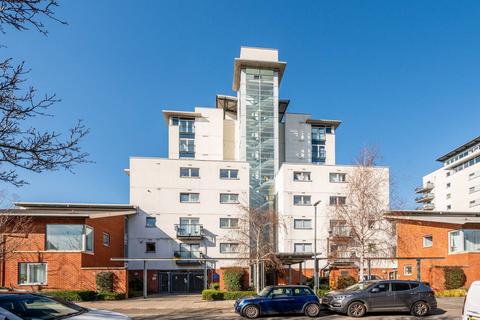 1 bedroom flat for sale, Wyatt Point, Thamesmead, London, SE28