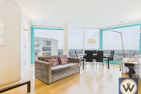 3 bedroom apartment for sale, Navigation Building, Station Approach, Hayes, UB3 4FF