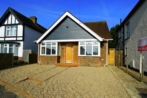 4 bedroom detached bungalow for sale, Elmwood Avenue, Bognor Regis