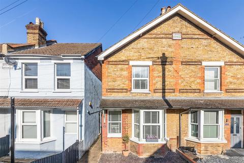 42 Little Roke Avenue, Kenley, CR8 5NG