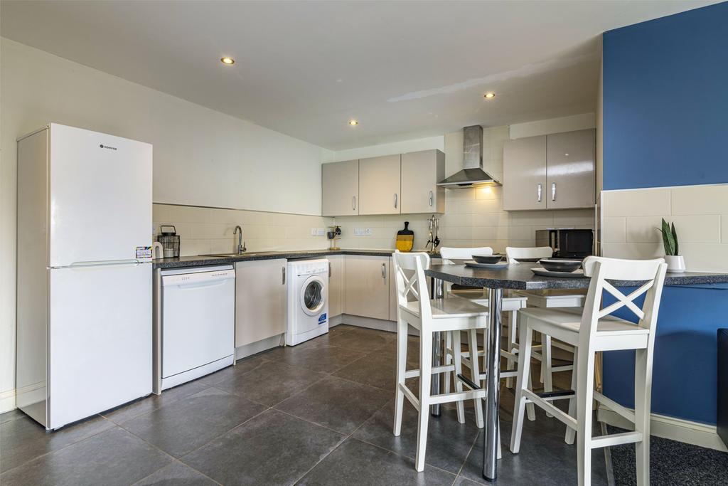 Flat8 Lord Tennyson-9 (1).jpg