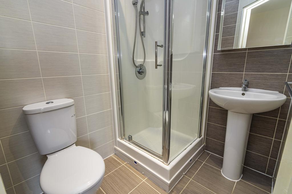Flat8 Lord Tennyson-18 (1).jpg