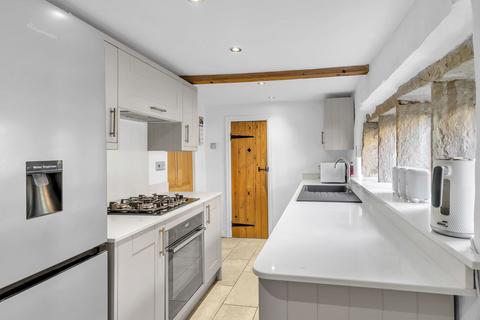8 Doctor Lane, Scouthead, Oldham, OL4 4AB