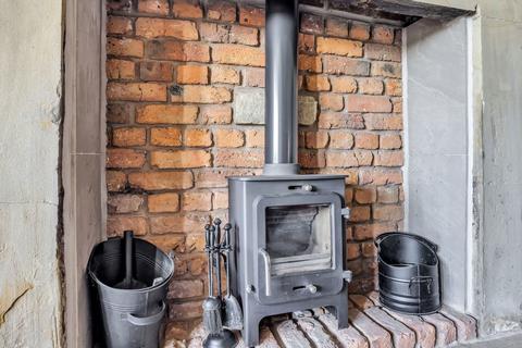 8 Doctor Lane, Scouthead, Oldham, OL4 4AB