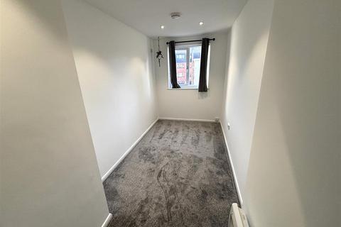 3 bedroom house share for sale, Hanover Street, Swansea