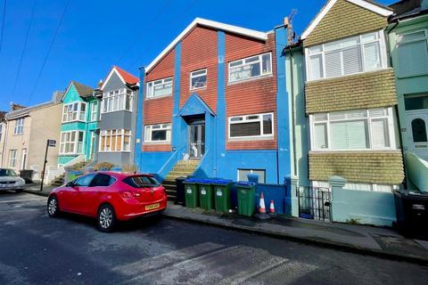 2 bedroom flat for sale, 14 South Road, Newhaven