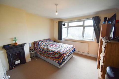 1 bedroom flat for sale, South Cliff Avenue, Eastbourne BN20