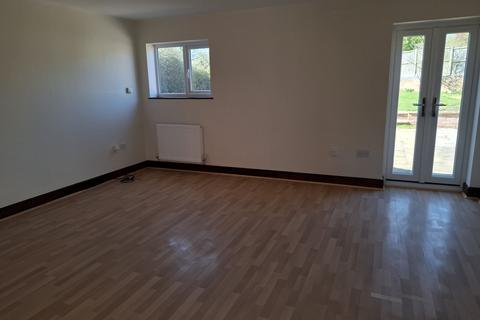 2 bedroom barn conversion to rent, Hindlip, Worcester, Worcestershire