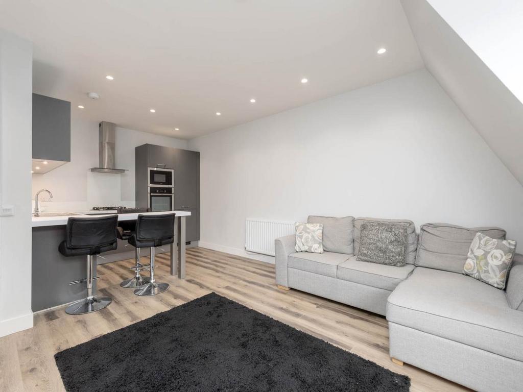 72816 Russell Road-0