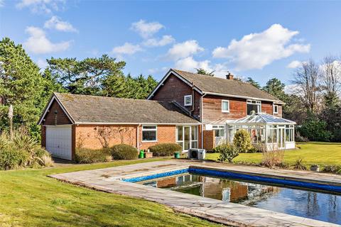 Forest Dene Forest Hill, Hartford, Northwich, CW8 2AT