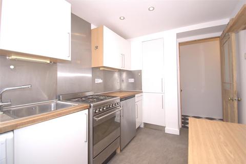 2 bedroom apartment to rent, Wellington Way, London E3