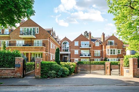 2 bedroom flat for sale, The Villiers, Gower Road, Weybridge, KT13