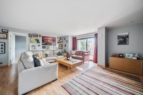undefined, The Brambles, Surrey GU7