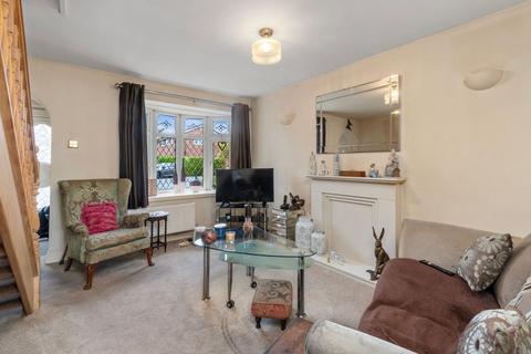 30 Coldstream Close, Warrington, WA2 0LL