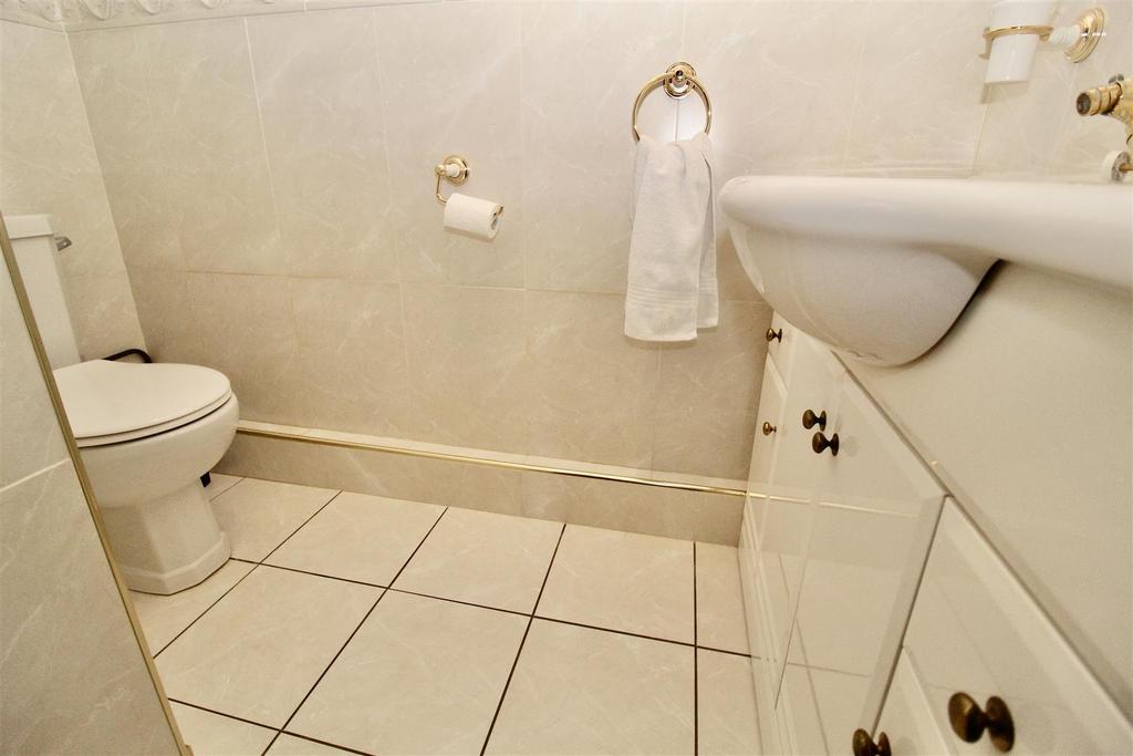 Downstairs Guest WC