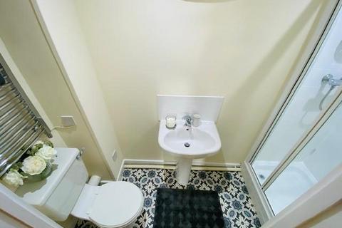 2 bedroom apartment for sale, Marsden House, Bolton, BL1 2JX