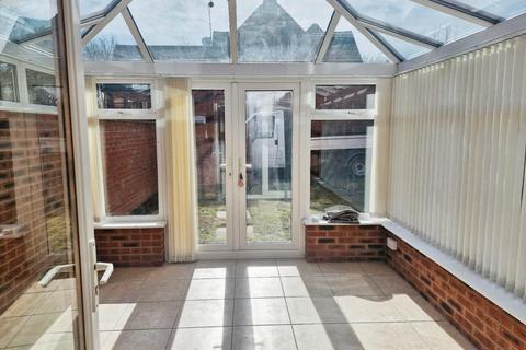 2 bedroom house to rent, Mellor Drive, Alrewas, Burton-On-Trent