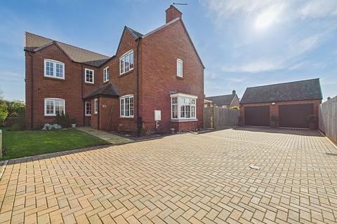 8 Mere Close, Rushwick, Worcester, WR2 5TY