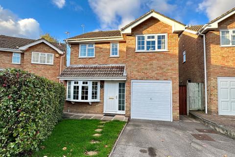 4 bedroom detached house for sale, The Rowans, Billericay CM11