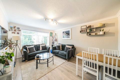 1 bedroom flat for sale, Manor Road, Twickenham TW2