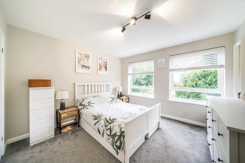 1 bedroom flat for sale, Manor Road, Twickenham TW2