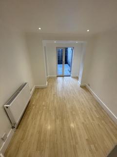 Studio to rent, Croydon CR0