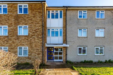 2 bedroom apartment for sale, Alderney Gardens, Wickford, Essex, SS11