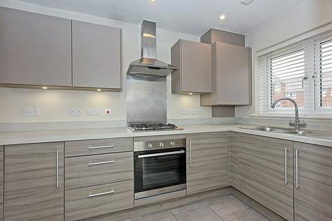 2 bedroom end of terrace house for sale, Barkers End, Sittingbourne, Kent, ME10