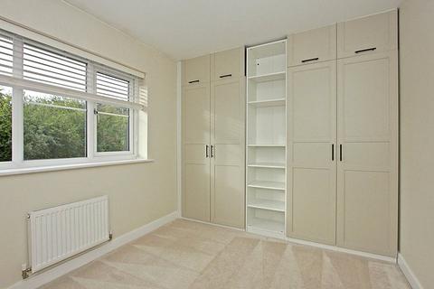 6 Barkers End, Sittingbourne, ME10 3FS