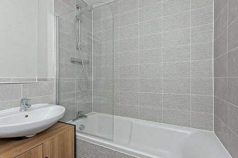 6 Barkers End, Sittingbourne, ME10 3FS