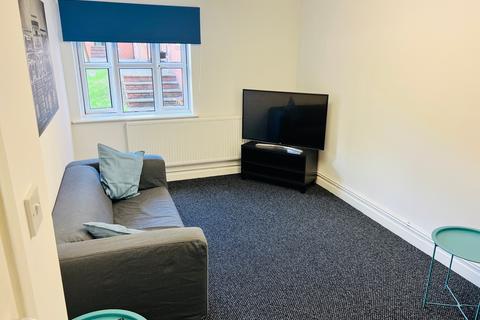 6 bedroom house to rent, Denison Street, Nottingham NG7